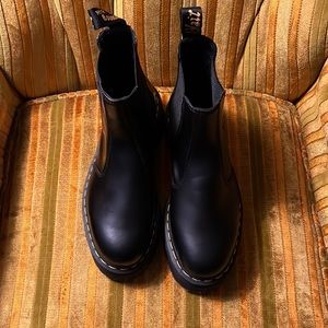 Dr Marten Platform Chelsea Boots US W 10